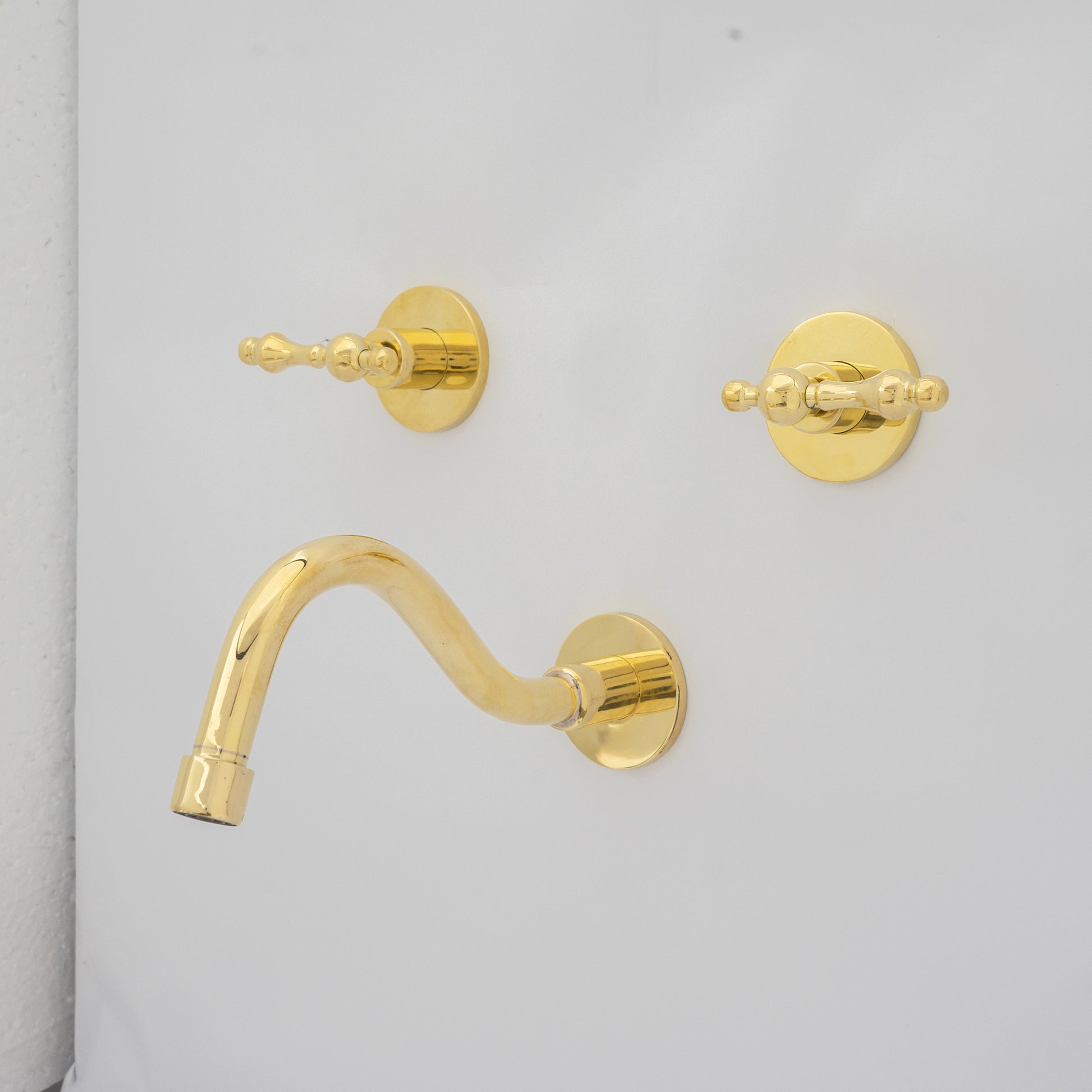 Tub Filler Faucet – Wall Mount Tub Filler