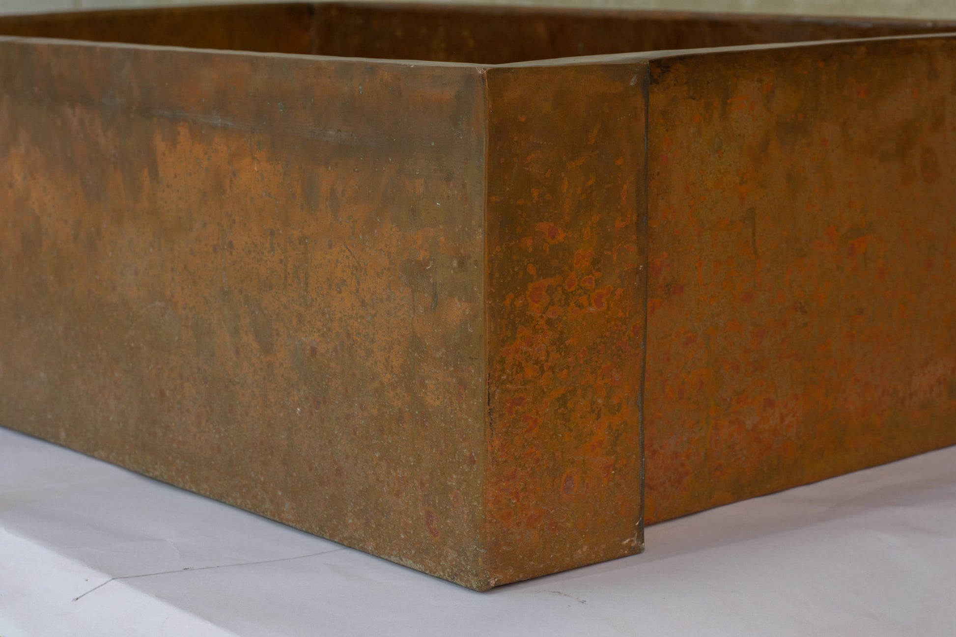 33" Antique Copper Farmhouse Apron Sink, Single Bowl - Insideast
