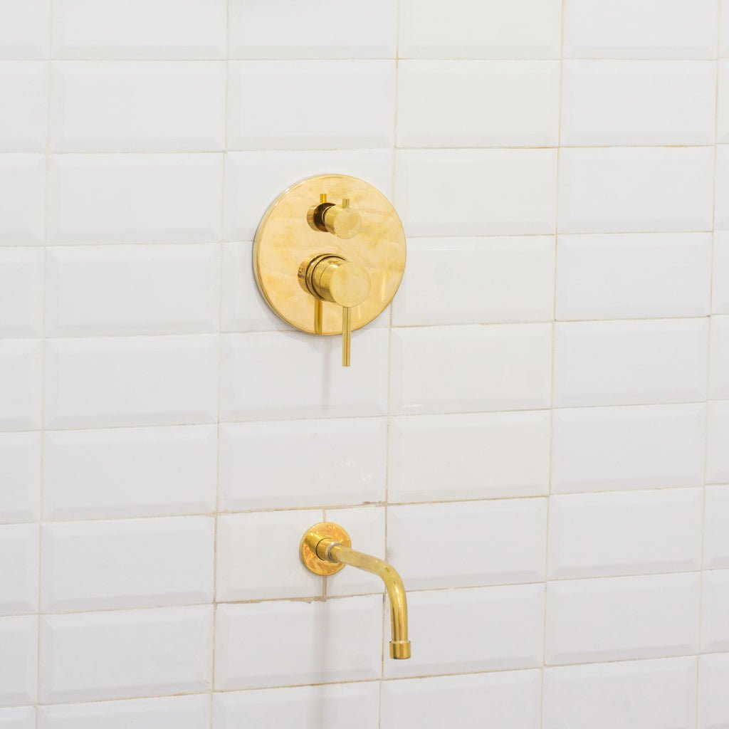 Built - in 2 outlet Brass Shower System - Head Shower System With Tub Filler - Insideast
