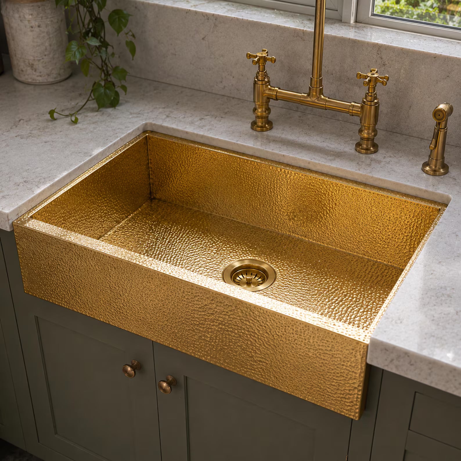 Hammered Solid Brass Farmhouse Apron Kitchen Sink, Unlacquered Handmade Luxury