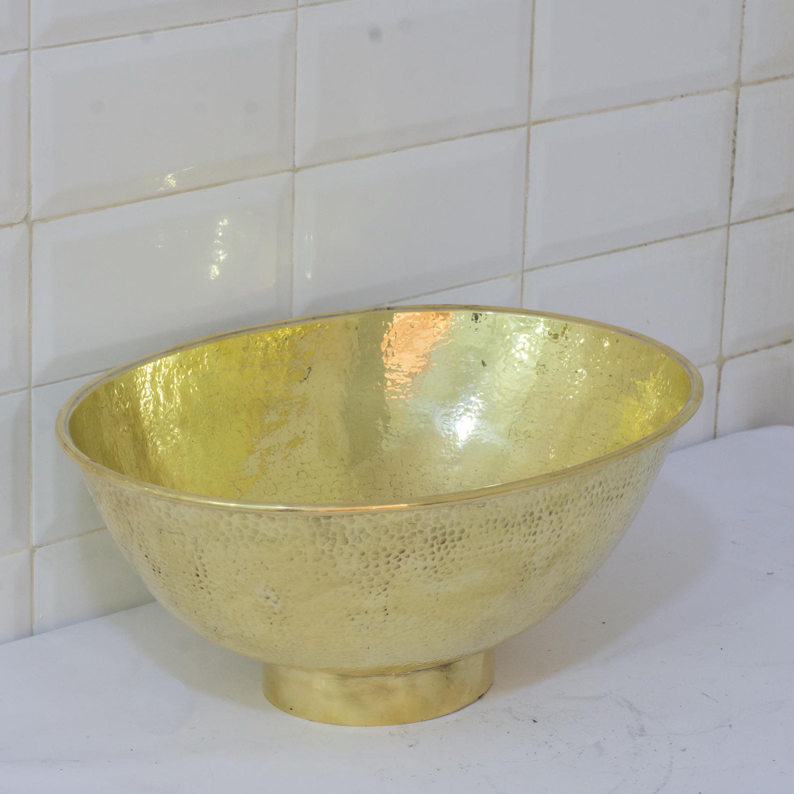 Hammered Vessel Sink Oval, Bathroom Oval Washbasin, Brass Vessel Sink, Brass Oval Sink, Brass Basin Sink