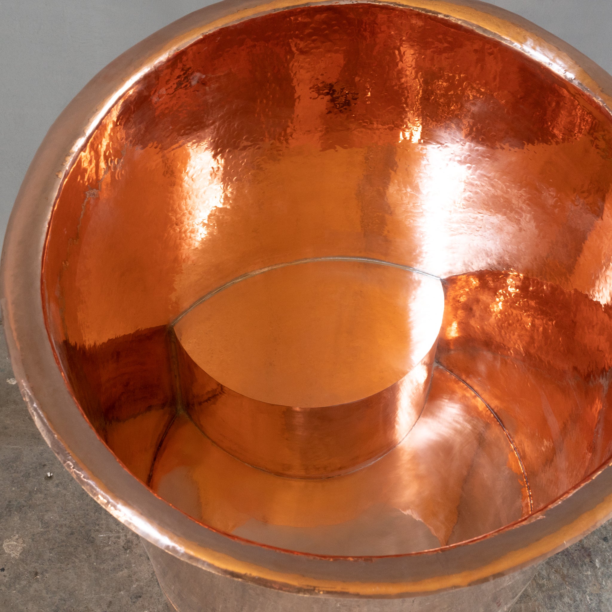 Hand-Hammered Copper Cold Plunge Tub | Solid Copper Ice Bath Barrel | Japanese Soaking Tub