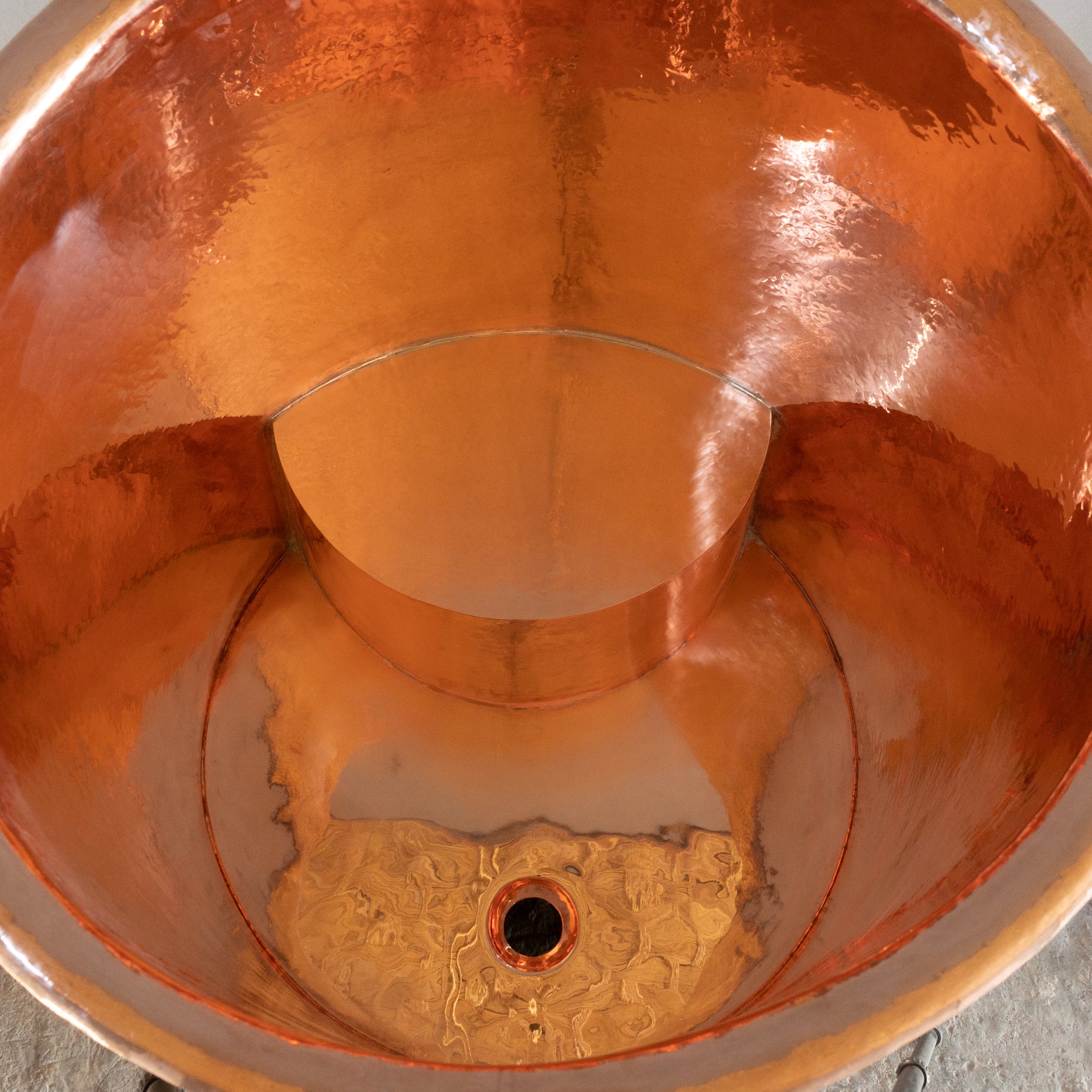 Hand-Hammered Copper Cold Plunge Tub | Solid Copper Ice Bath Barrel | Japanese Soaking Tub