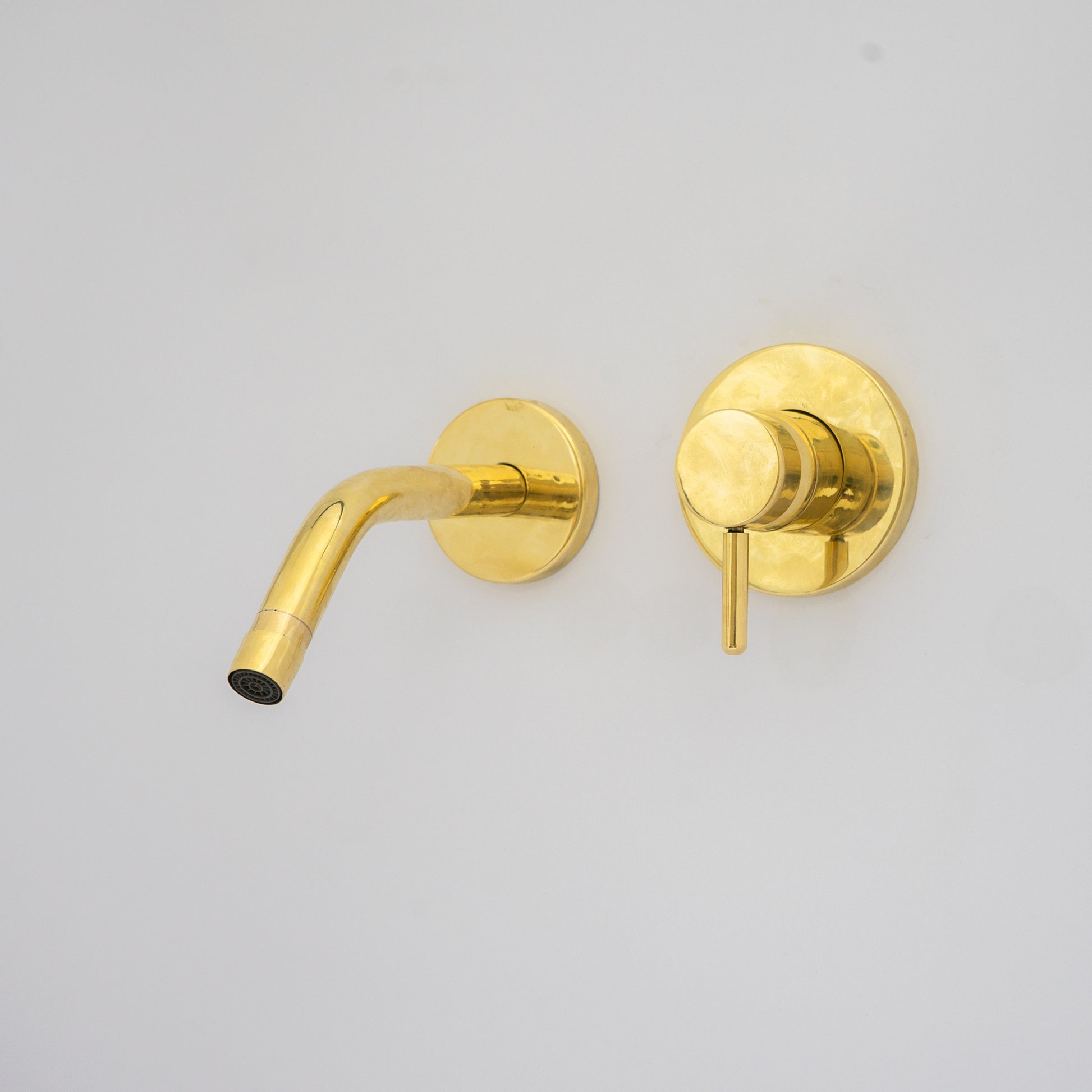 Heritage - Unlacquered Brass Bath Wall Mount Faucet