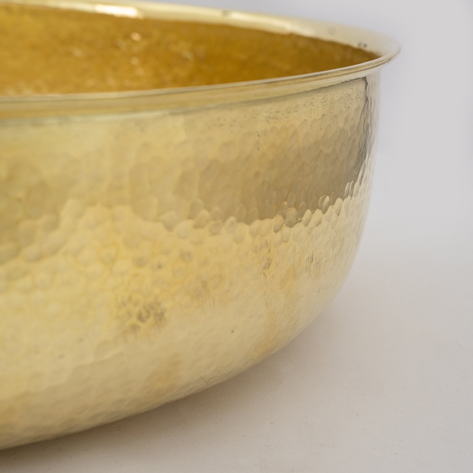 Unlacquered Hammered Brass Countertop Washbasin, Solid Brass Bathroom Vessel Sink
