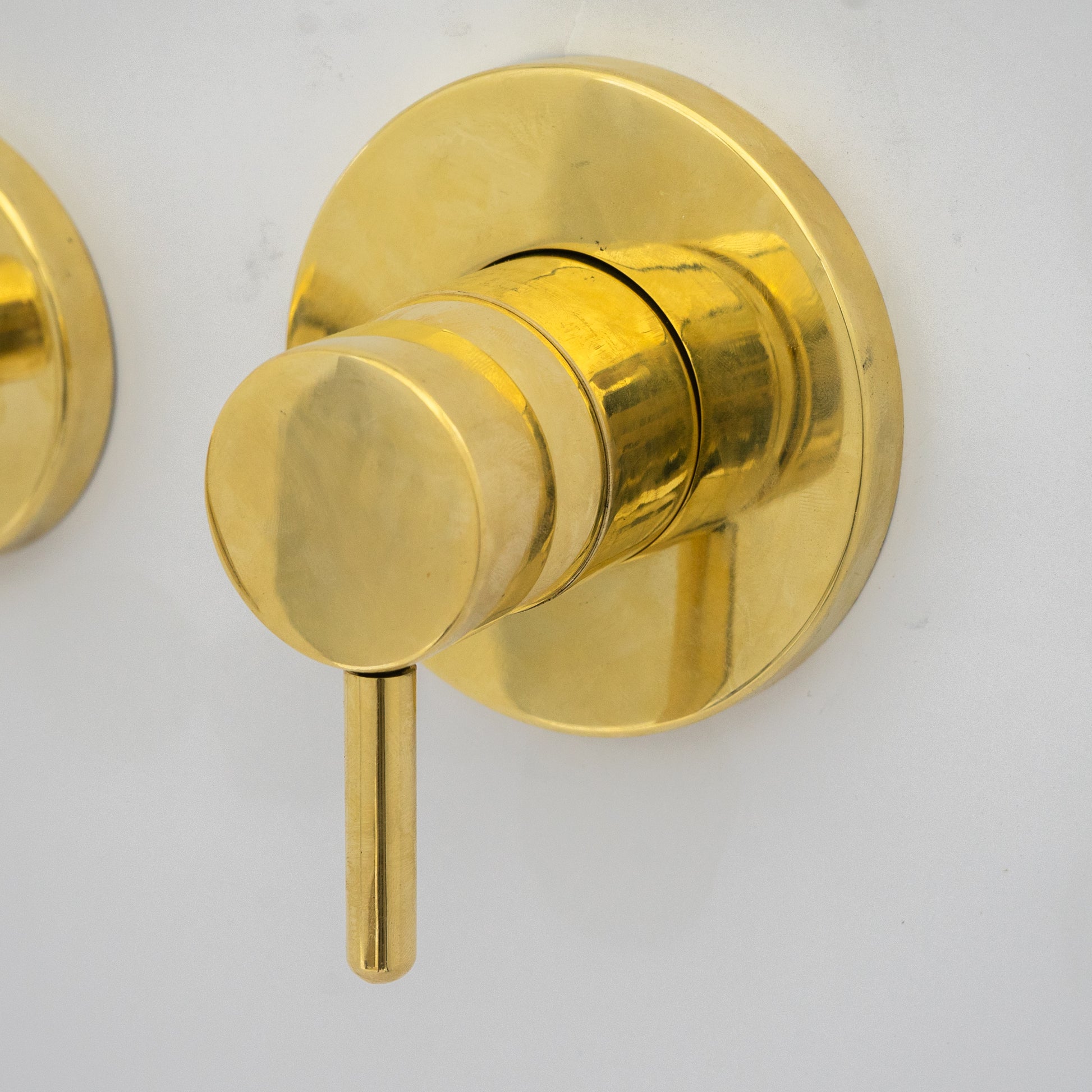 Heritage - Unlacquered Brass Bath Wall Mount Faucet