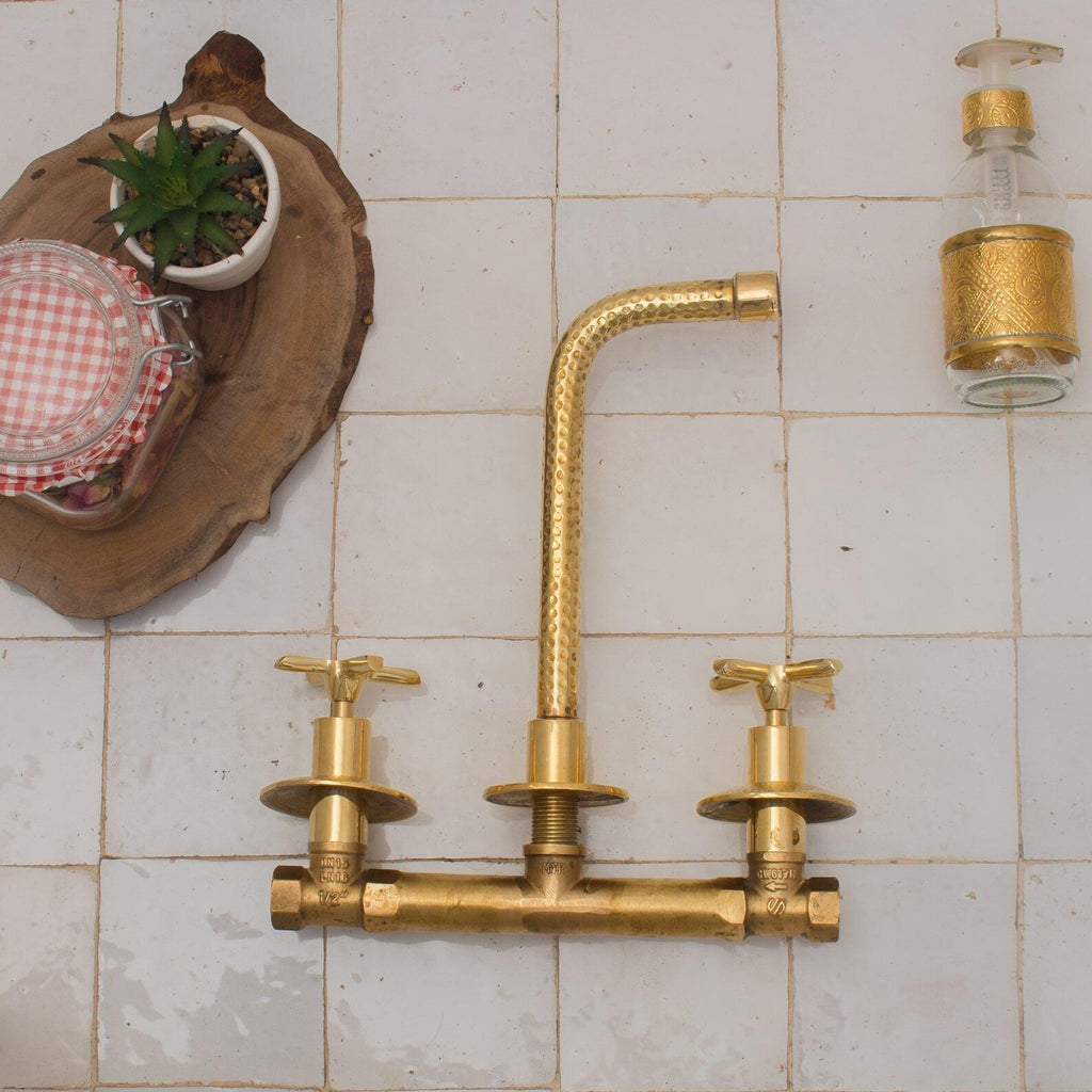 Heritage - Unlacquered Brass 3 Holes Bath Wall Mount Faucet