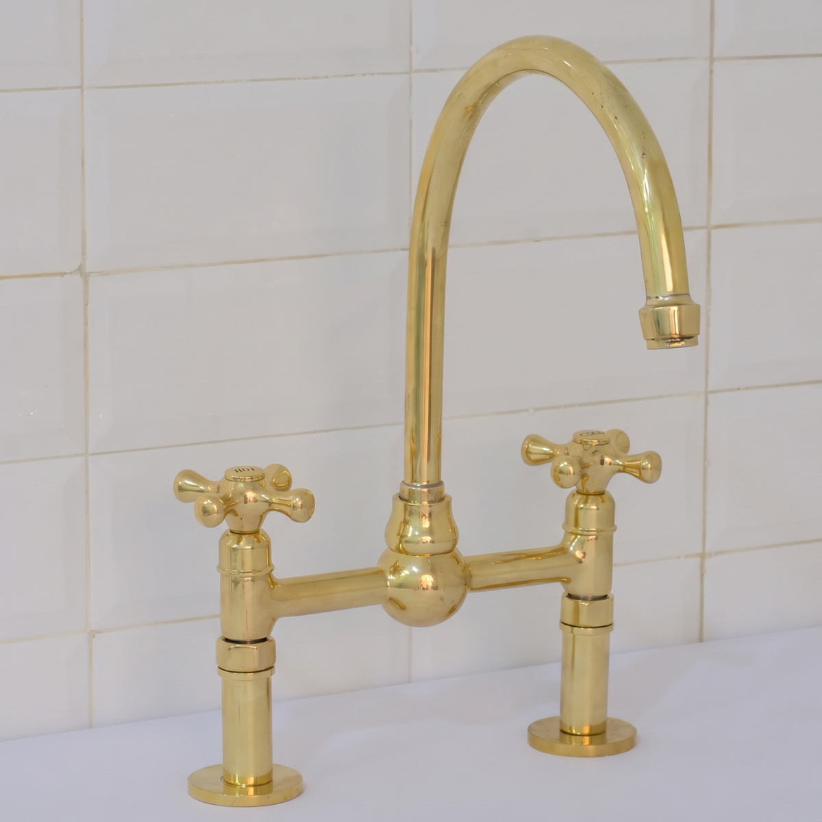 Grifo de puente de latón sin lacar, grifo para fregadero de cocina, manijas cruzadas simples