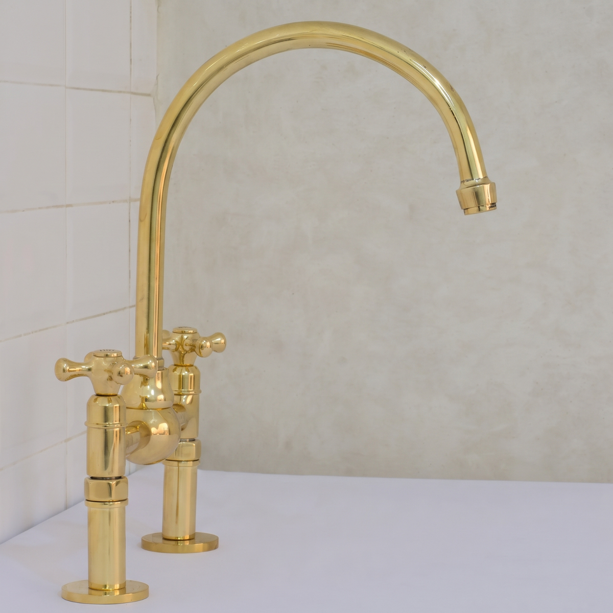 Grifo de puente de latón sin lacar, grifo para fregadero de cocina, manijas cruzadas simples