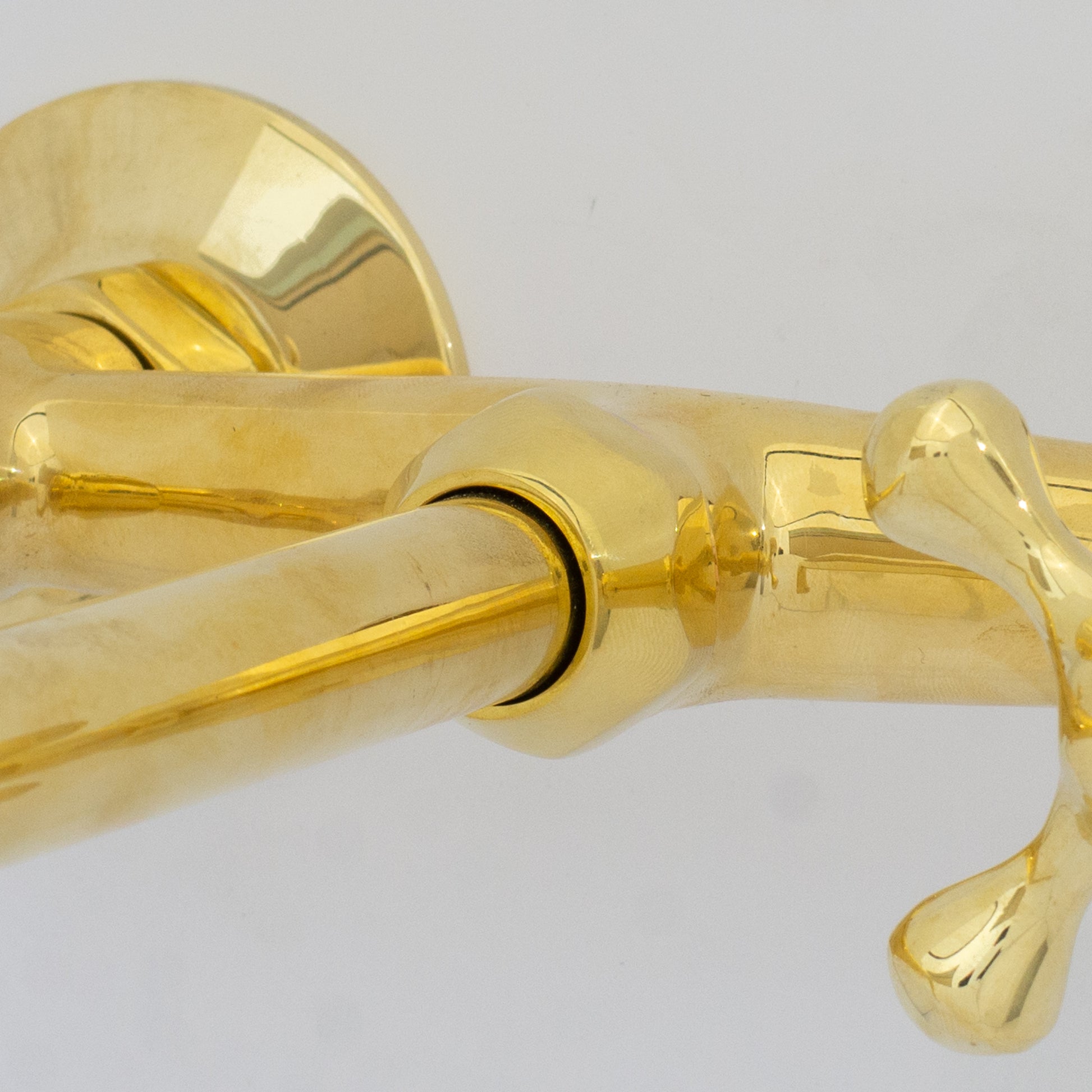 Experience authentic craftsmanship With Insideast Wall-Mounted Bridge Faucet. Built from solid brass and finished in unlacquered brass that develops warm patina over time.