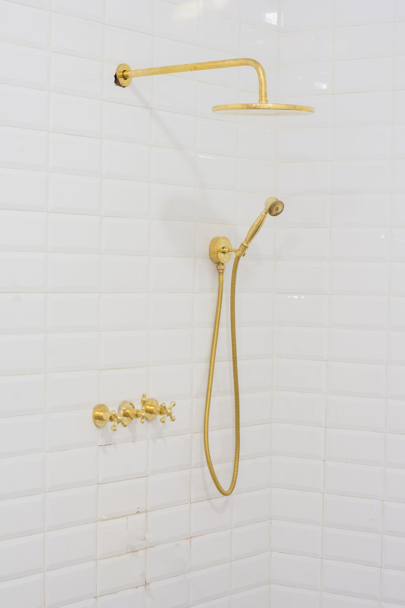 Brass Shower Fixtures – Dual Shower Head