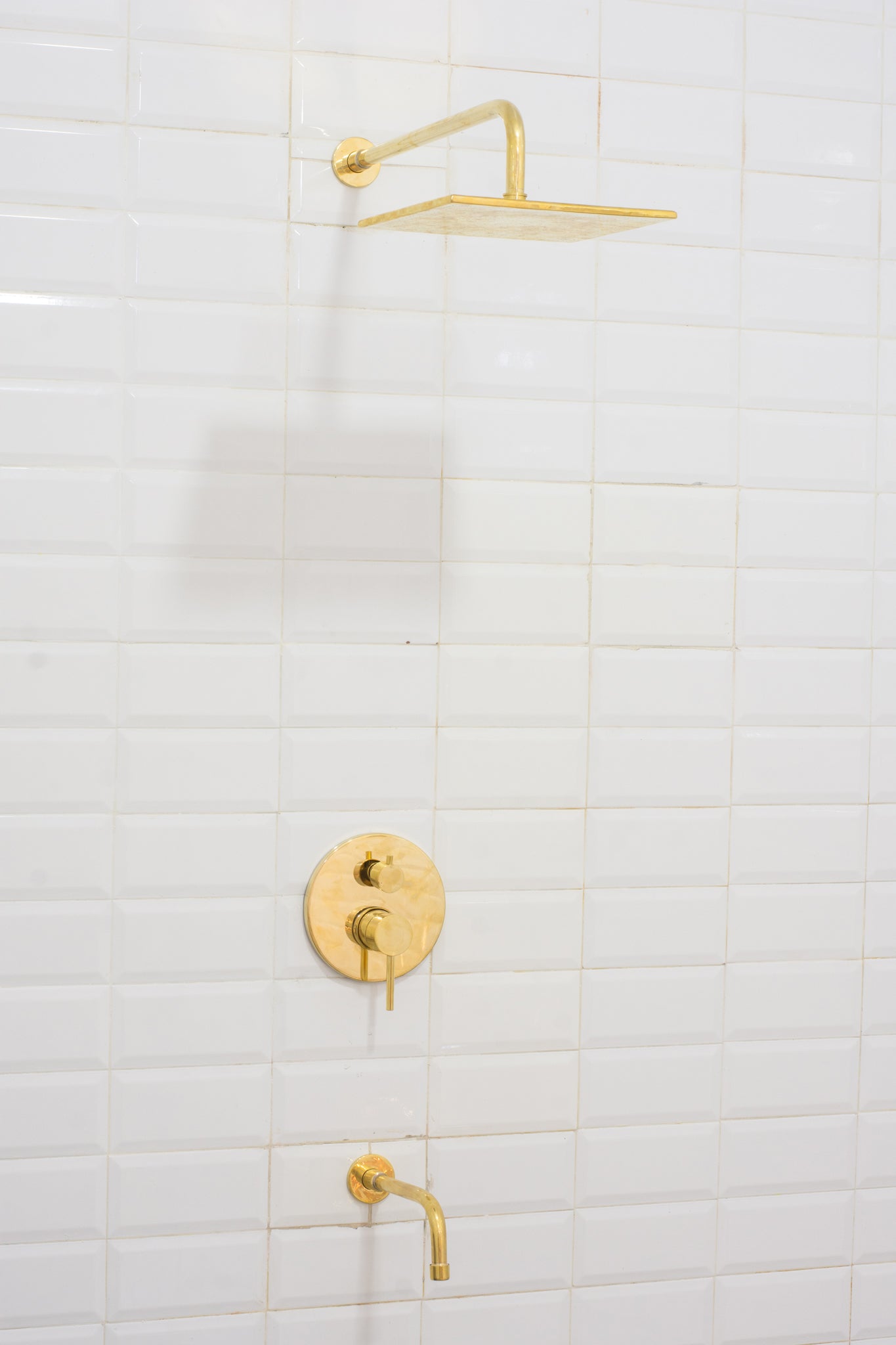 Built-in 2 outlet Brass Shower System - Head Shower System With Tub Filler