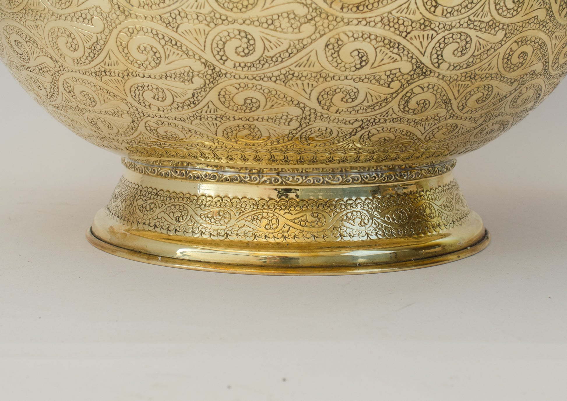 Antique Brass Bowl Vessel Sink Engraved Bathroom Vanity Basin, Gold Vintage Engraved Sink