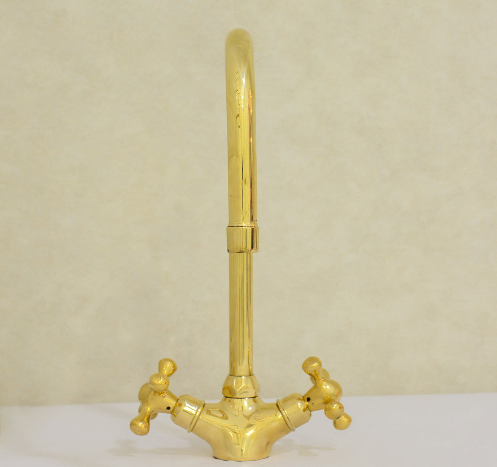 Single Hole Bathroom Faucet – Antique Brass Bathroom Faucet