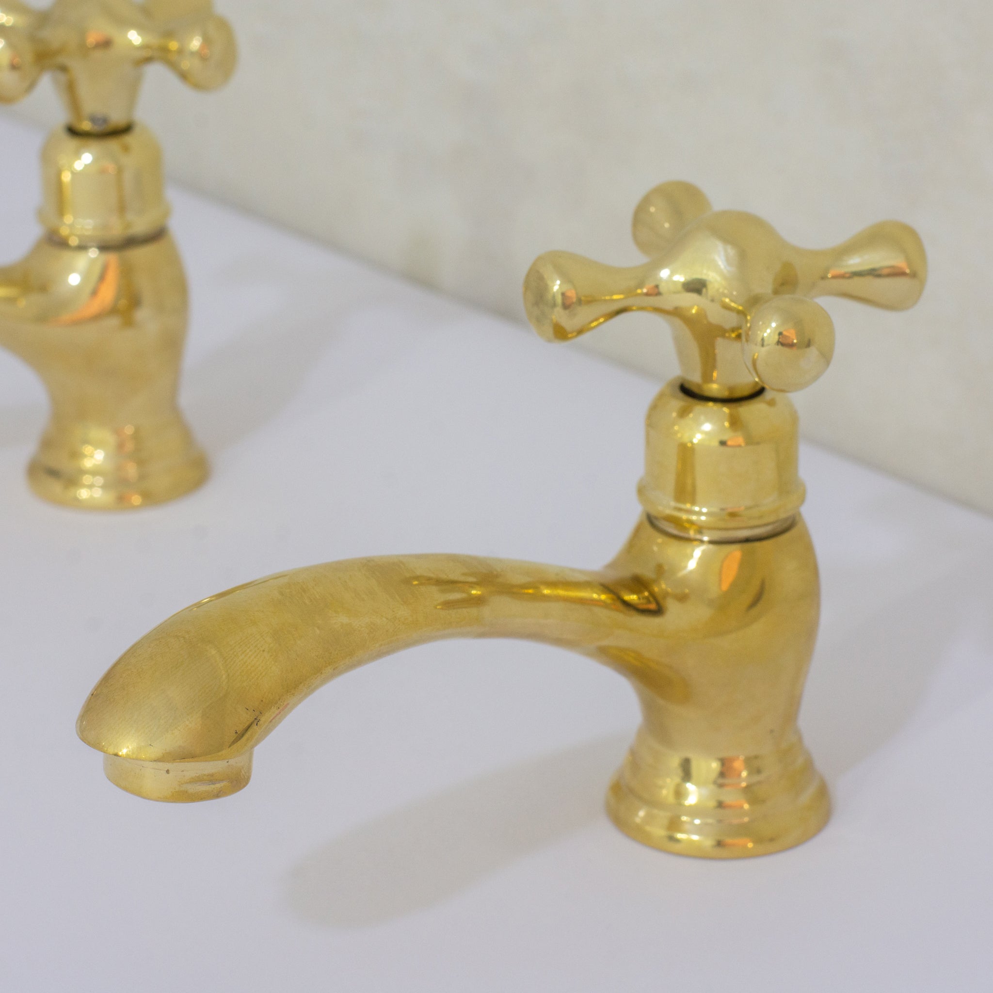 Single Hole Brass Bathroom Faucet – Brass Single Hole Bathroom Faucet