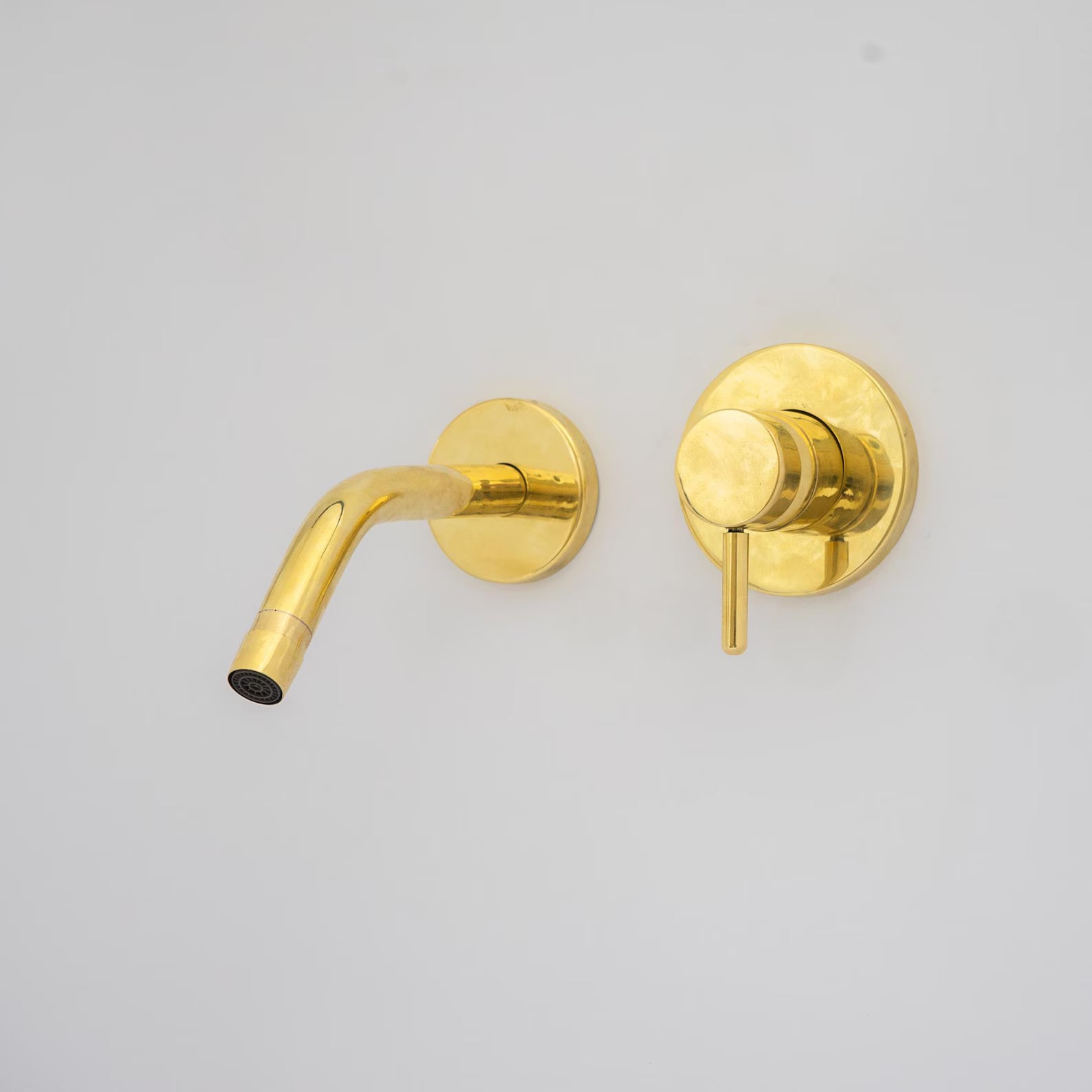 Single Handle Unlacquered Brass Wall Faucet Hot And Cold Water, Concealed Mixer Tap