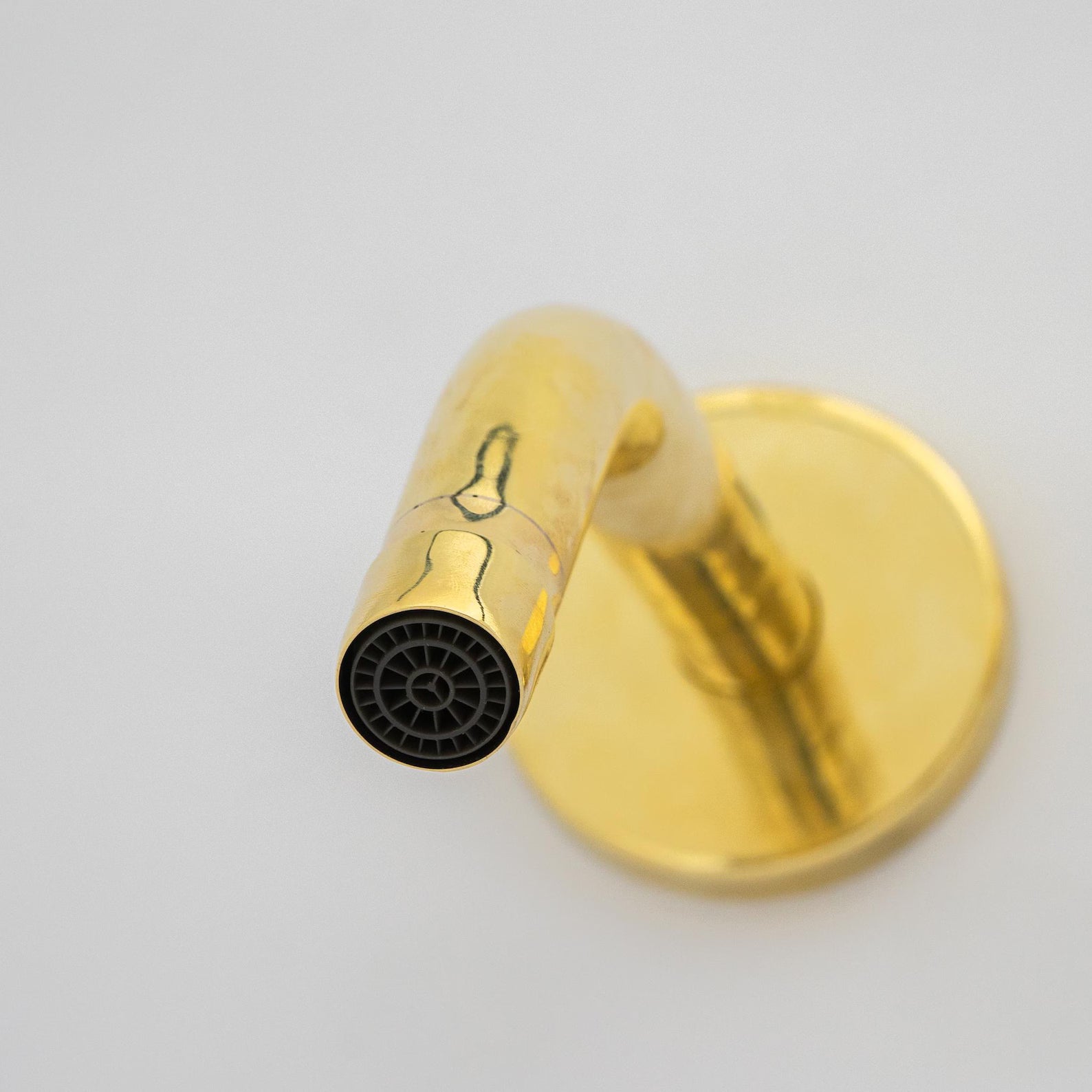 Single Handle Unlacquered Brass Wall Faucet Hot And Cold Water, Concealed Mixer Tap