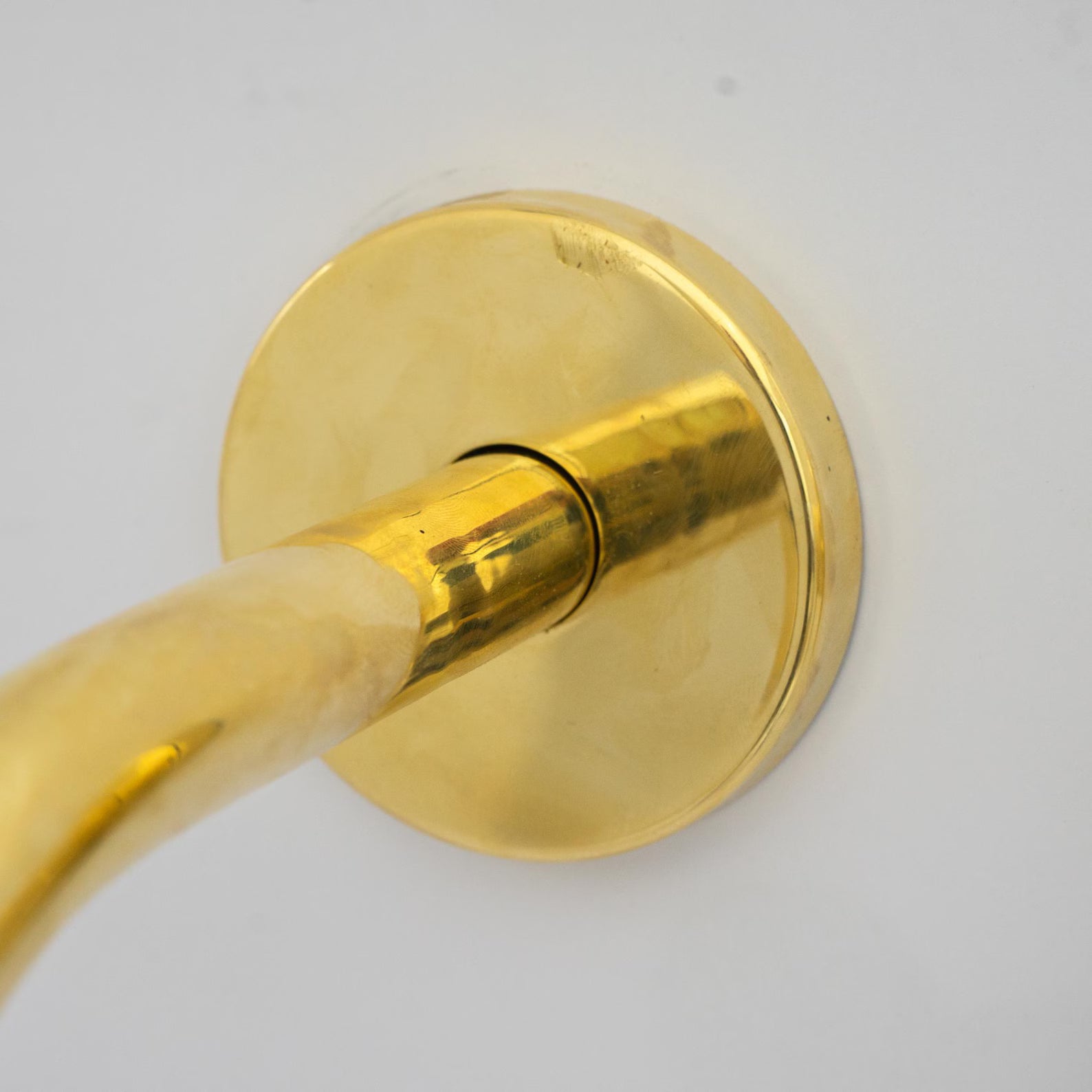 Single Handle Unlacquered Brass Wall Faucet Hot And Cold Water, Concealed Mixer Tap
