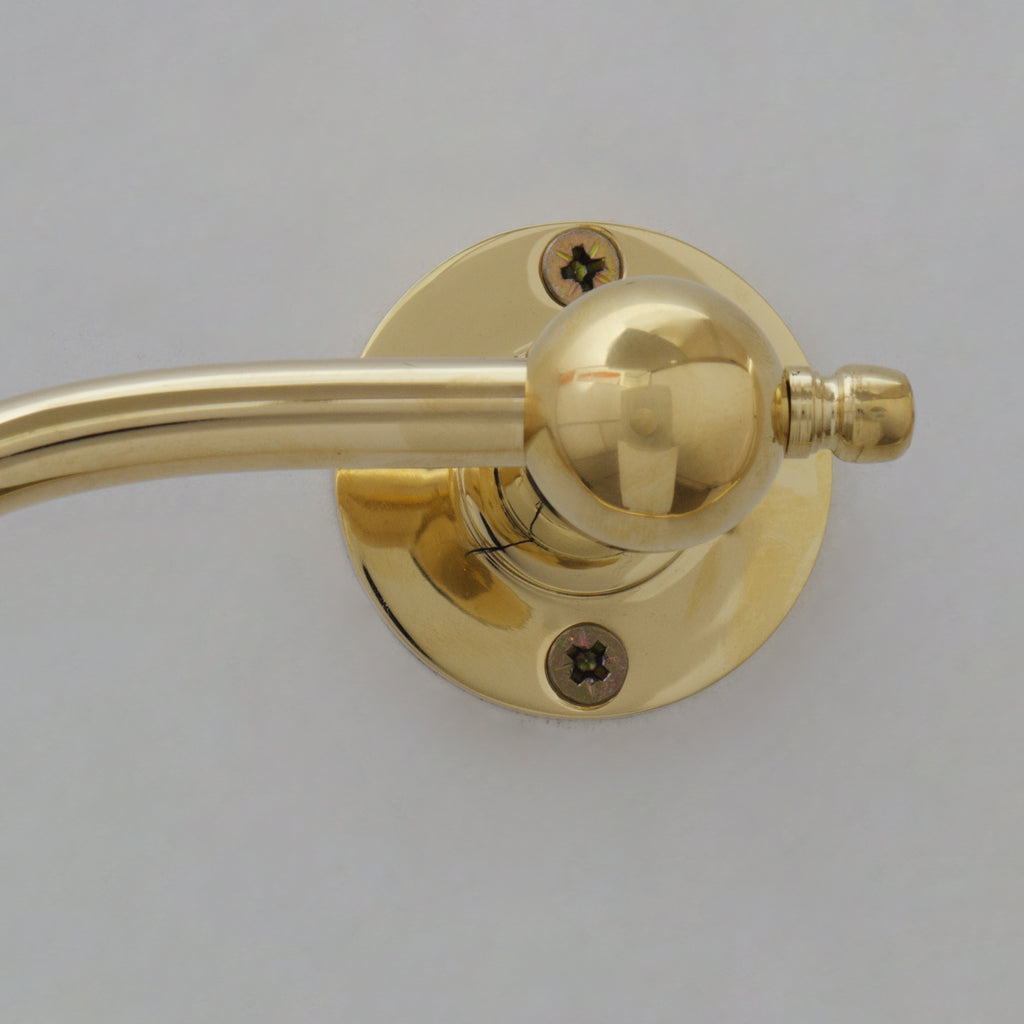 Toallero de latón sin lacar, colgador de toallas, gancho para colgar en la pared, acabado grabado a mano