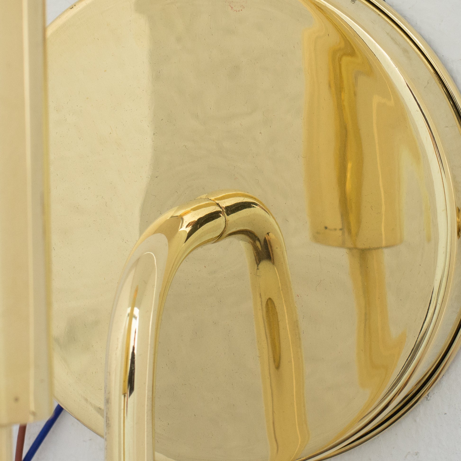 Experience authentic craftsmanship With our Unlacquered Brass Arch Sconce Light that will develops natural patina with time.