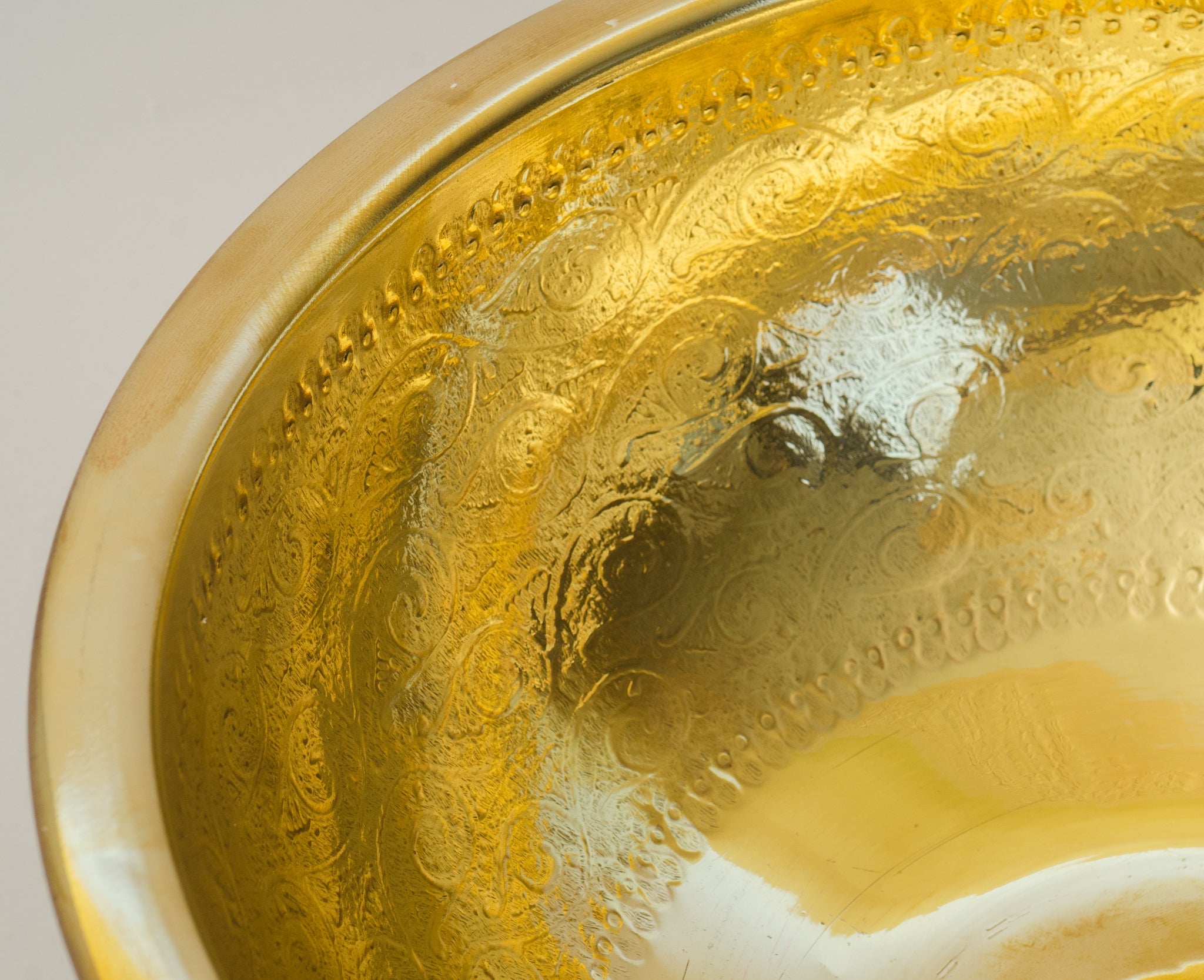 Antique Brass Bowl Vessel Sink Engraved Bathroom Vanity Basin, Gold Vintage Engraved Sink - Insideast