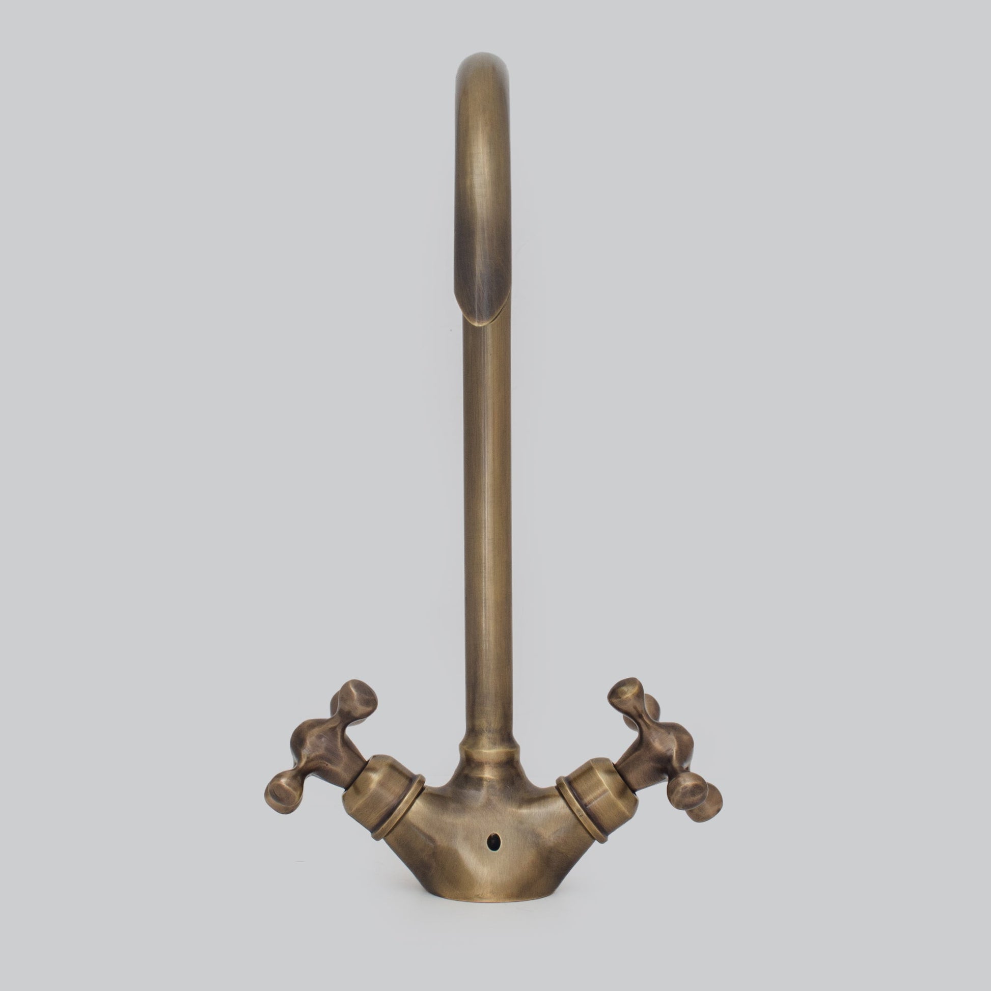 Antique Bronze Single - Hole Bathroom Faucet | Oil Rubbed Finish - Insideast