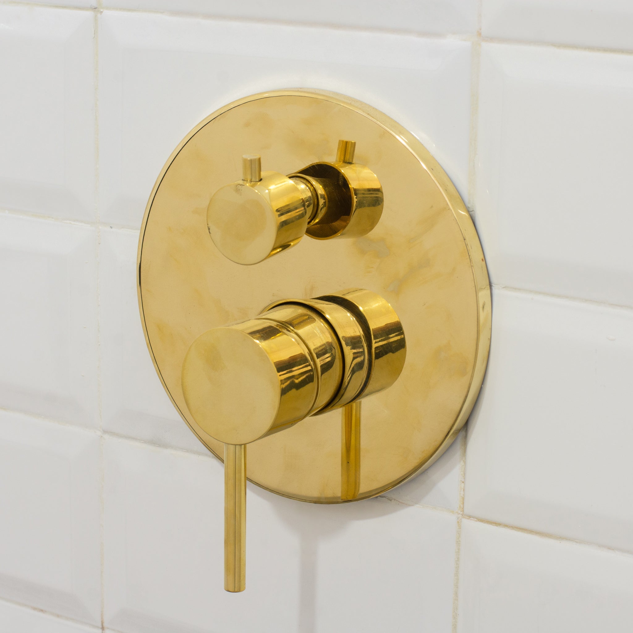 Built - in 2 outlet Brass Shower System - Head Shower System With Tub Filler - Insideast