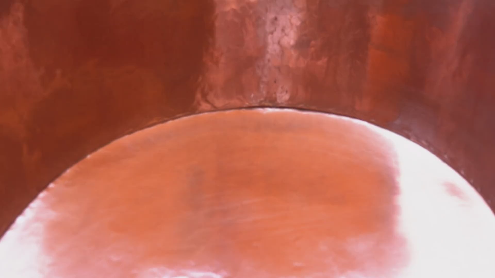 Cargar vídeo: Vintage Handmade Freestanding Solid Copper Bathtub