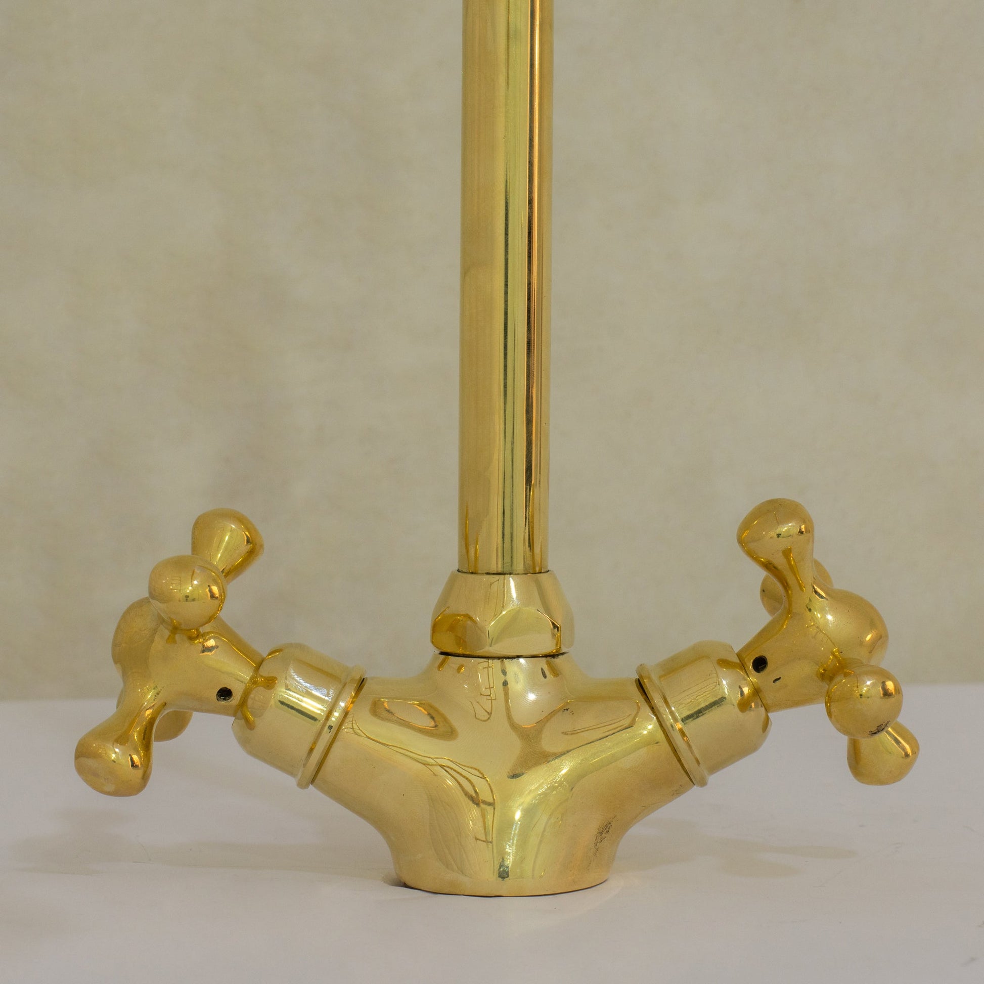 Single Hole Bathroom Faucet – Antique Brass Bathroom Faucet - Insideast