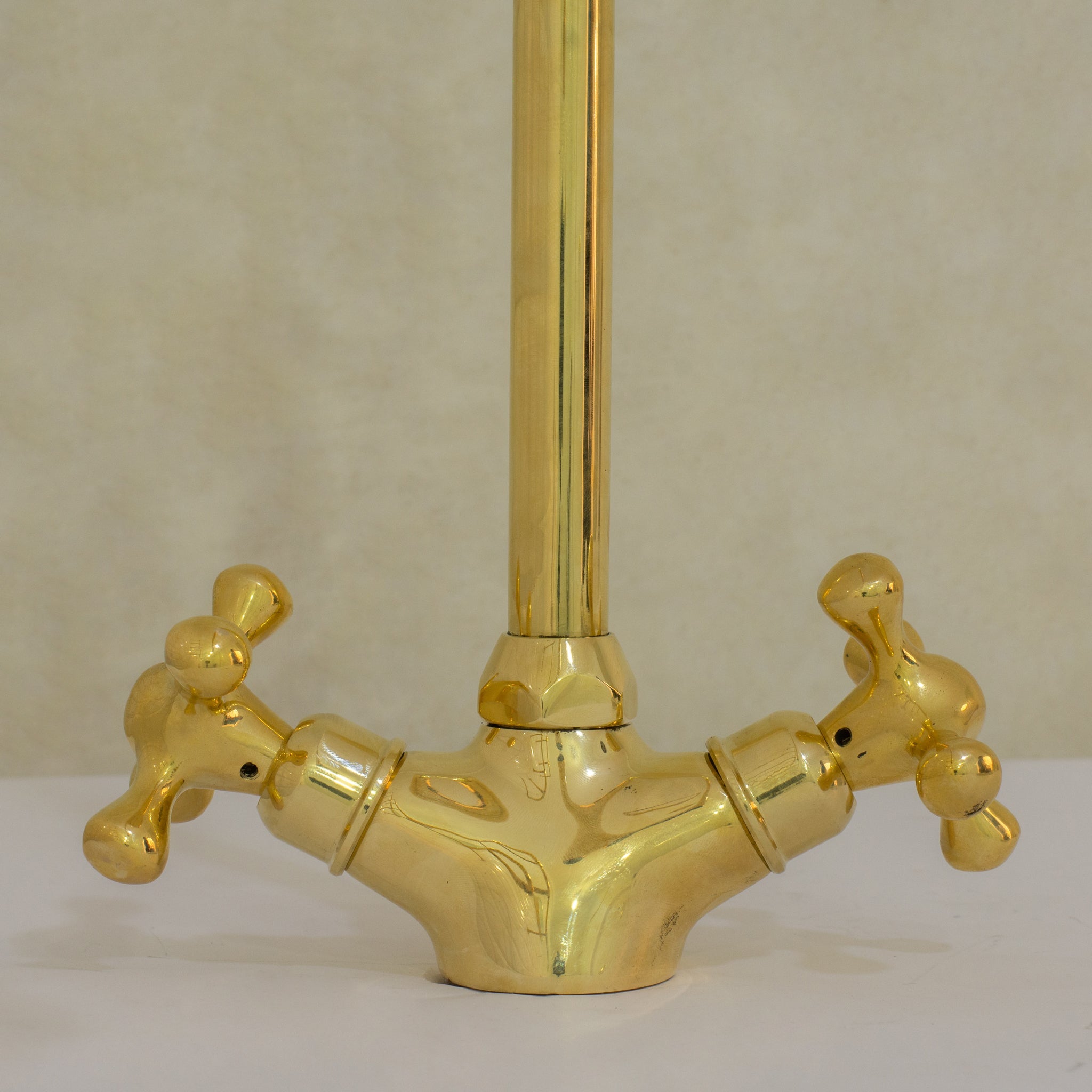 Single Hole Bathroom Faucet – Antique Brass Bathroom Faucet - Insideast