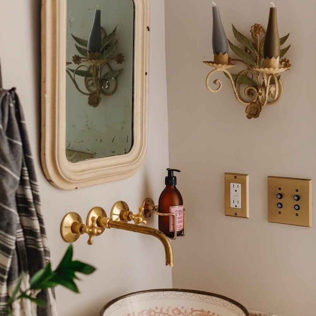 Unlacquered brass built-in concealed bathroom faucet