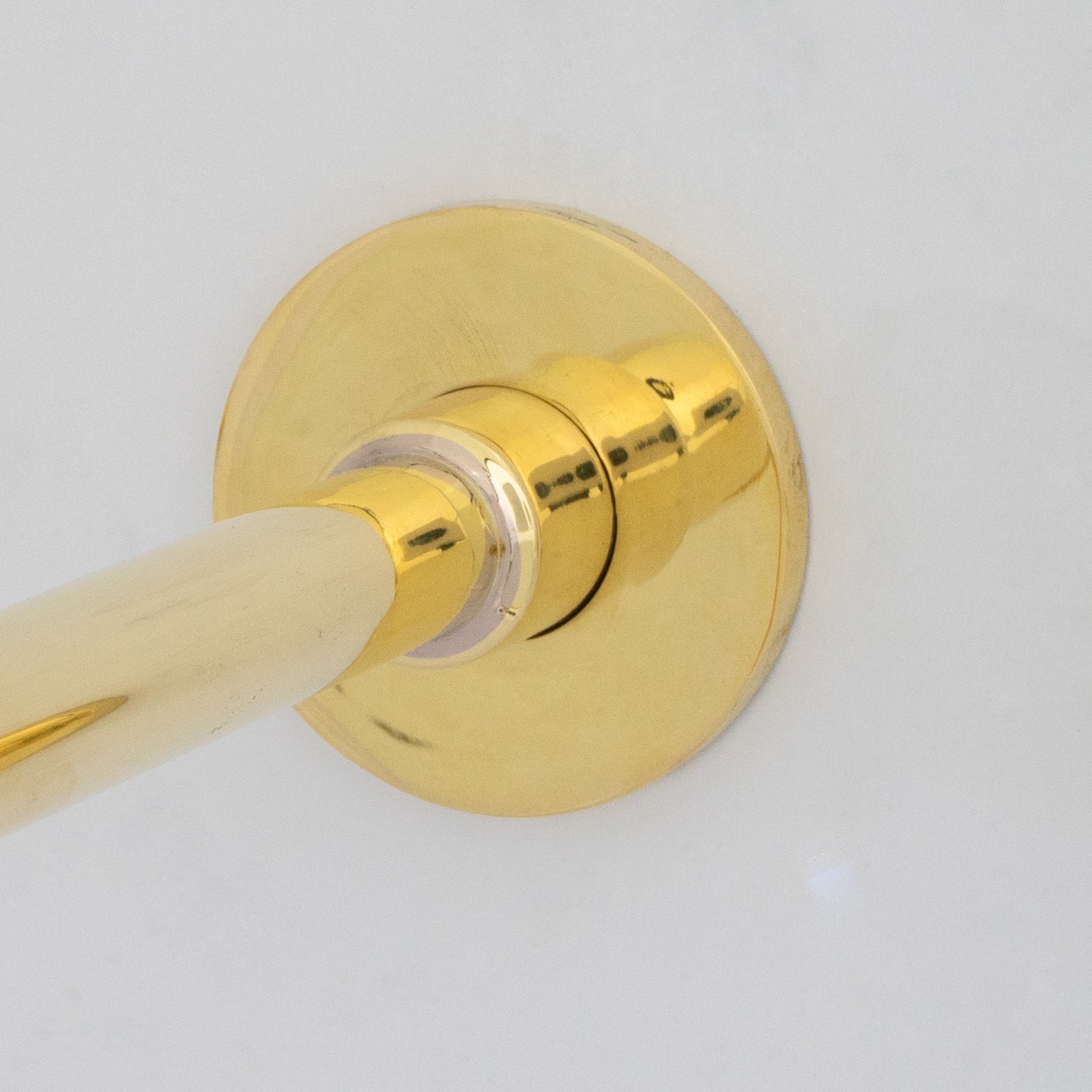 Built-in faucet components and construction