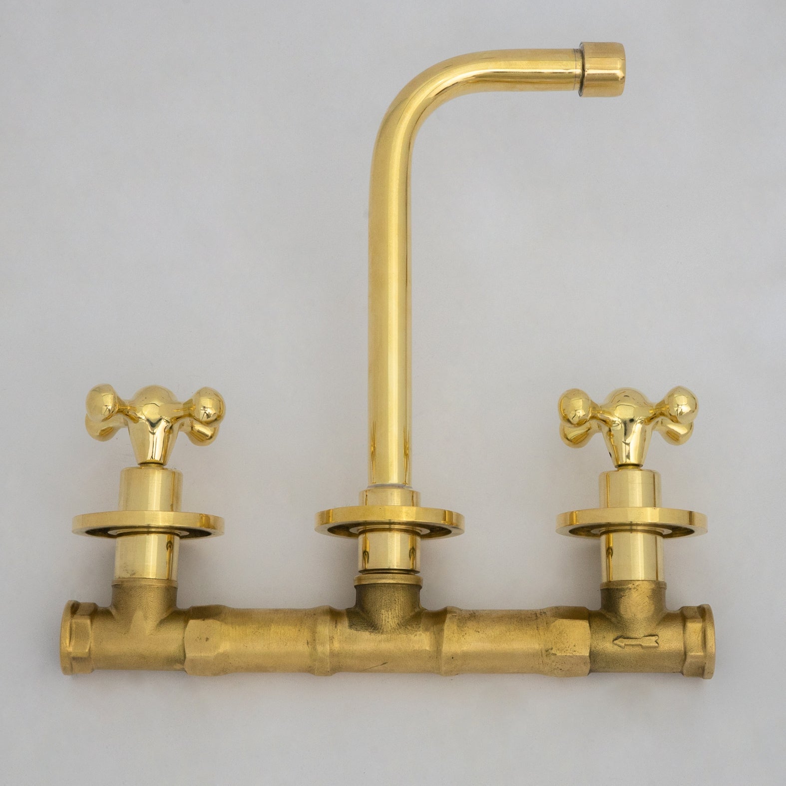 Wall mounted brass faucet with in-wall valve