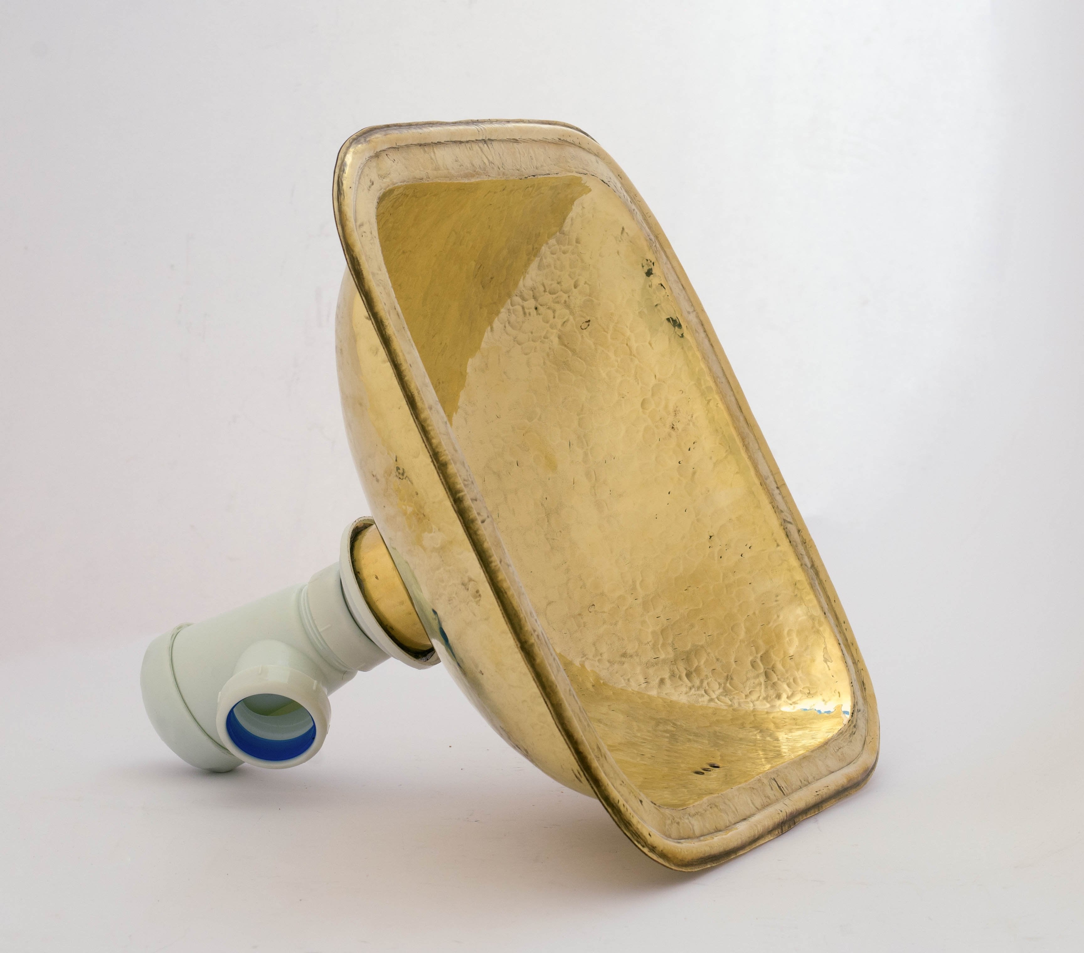https://www.insideast.com/cdn/shop/products/insideast-solid-brass-iss02-vintage-moroccan-single-sink-drop-in-561263.jpg?v=1635433641